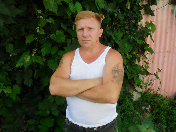 Эдуард Захаров