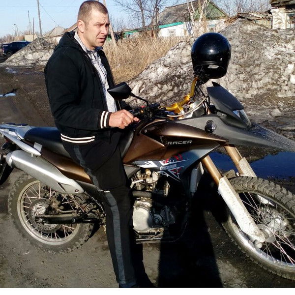 Виталий Танков