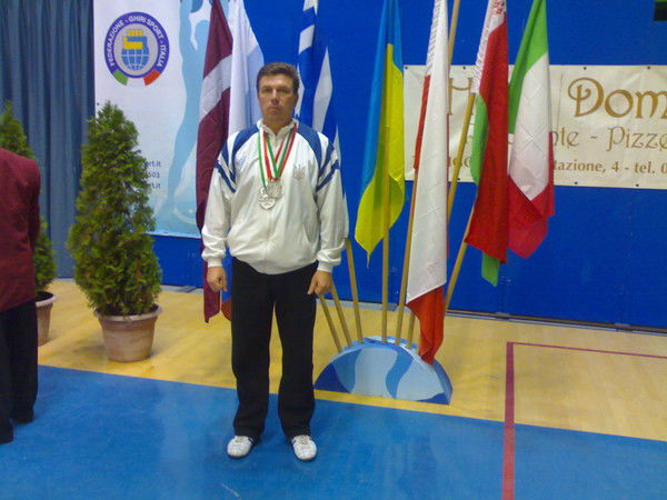 Валерий Постиженко