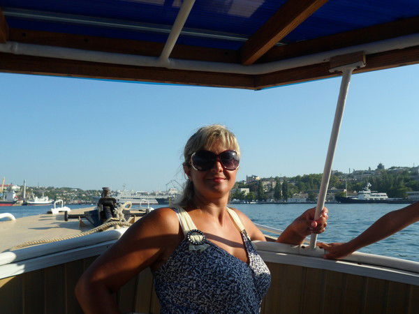 Елена Левченко