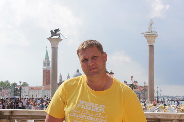 Андрей Назаров