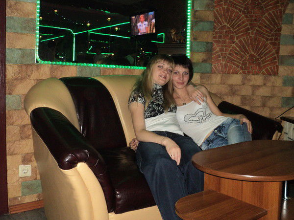 Лола Нестерова