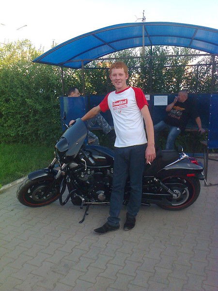 Никит@ К@в@лев