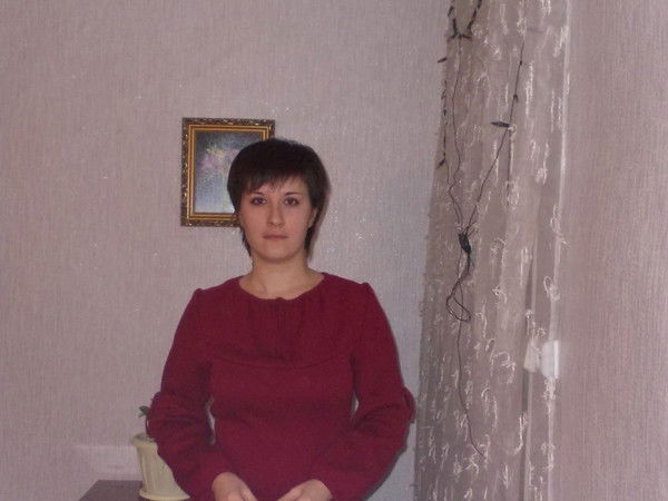 Алена Леонгард