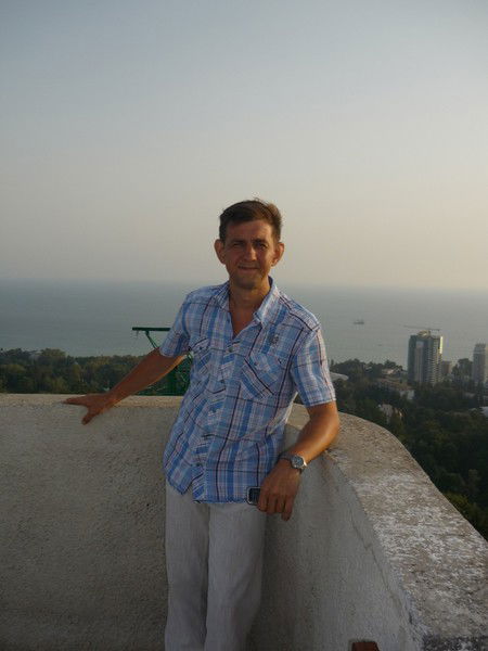 Влад Александров