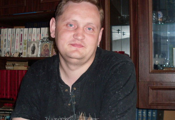 Александр Балуев