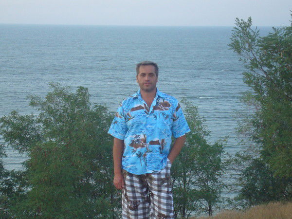 Владислав Белый