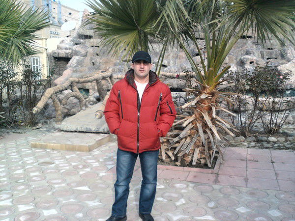 Эльшан Щиринов