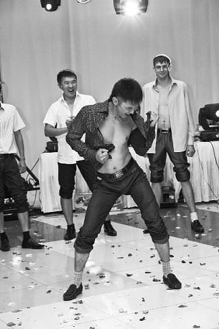 Аркадий Шек