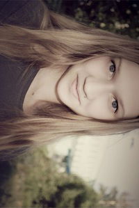 Юля Ефремова