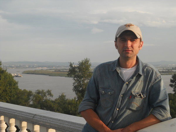 Юрий Чухрий