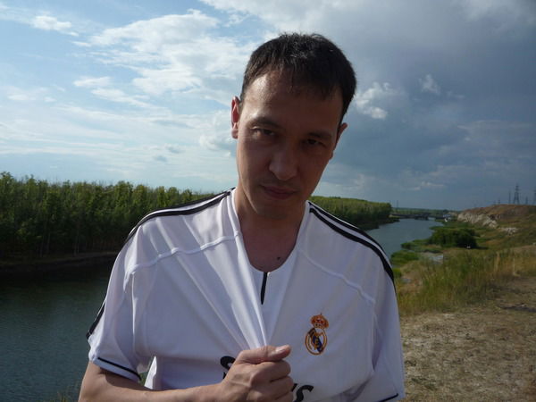 Азат Ибраев