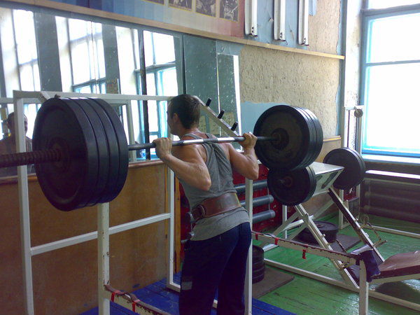 Коля Вислогузов