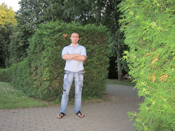 Александр Адамович