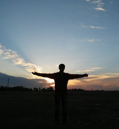 Дэннис Алтаев