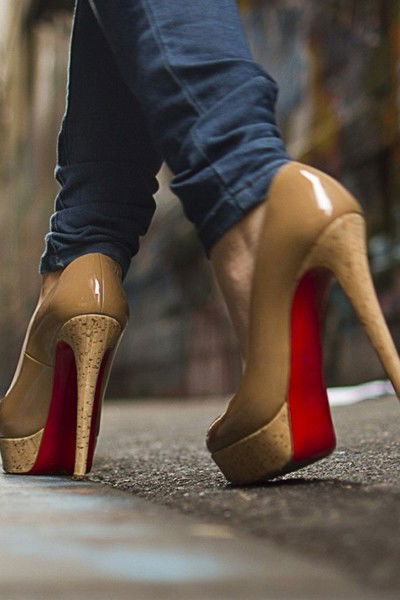 Альбина Буржумбаева