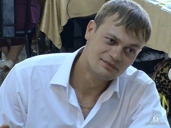 Денис Калинин