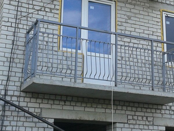 Лариса Азарян