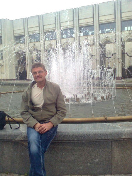 Владимир Тихомиров