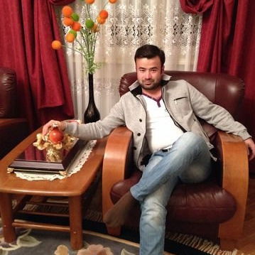 Сафарбек Вахидов