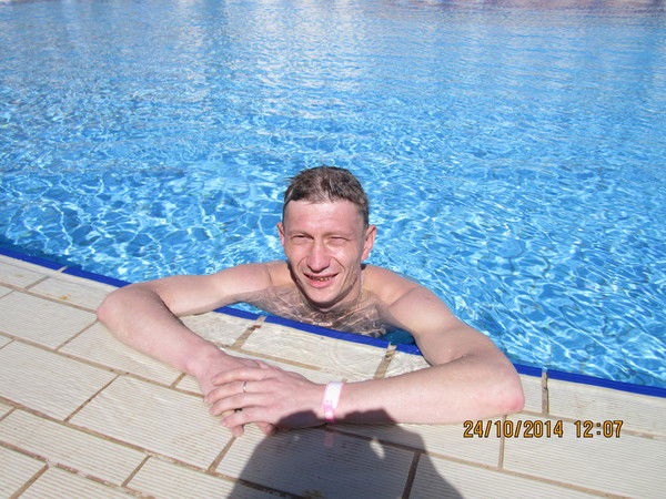 Анатолий Иванов