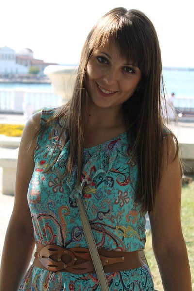 Юлечка Лесникова