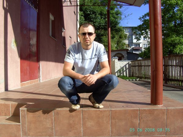 Алексей Максименко