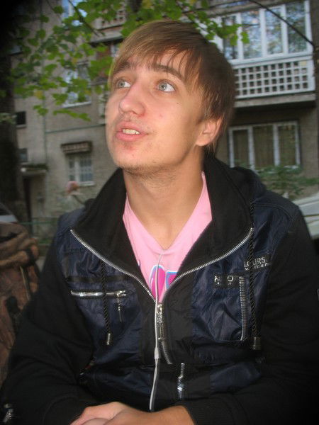 Денис Телегин