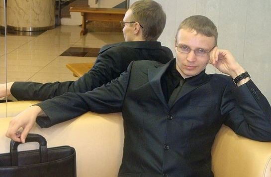 Артур Власов