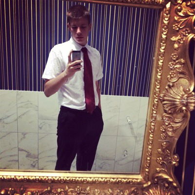 Александр Петров