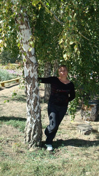 Елена Любимова