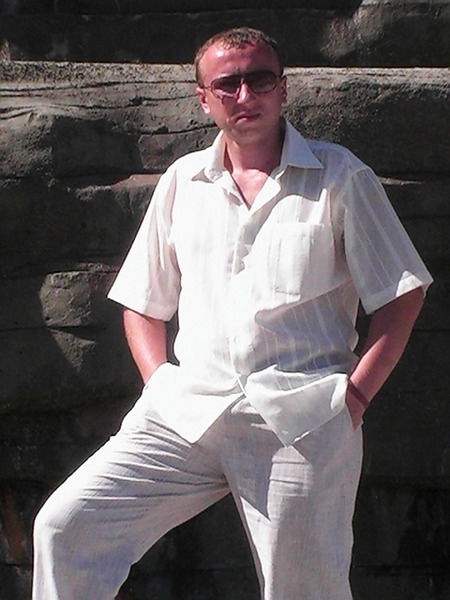 Андрей Симонов