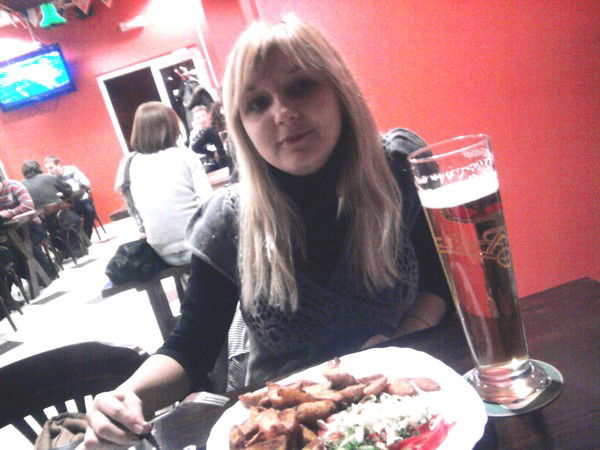 Аня Сбродова