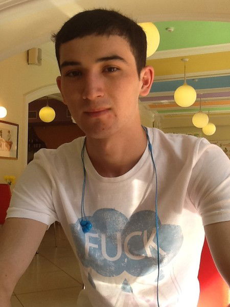 Отабек Якубов