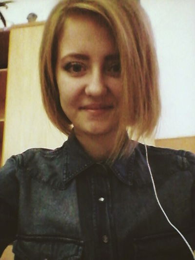 Юля Суслова