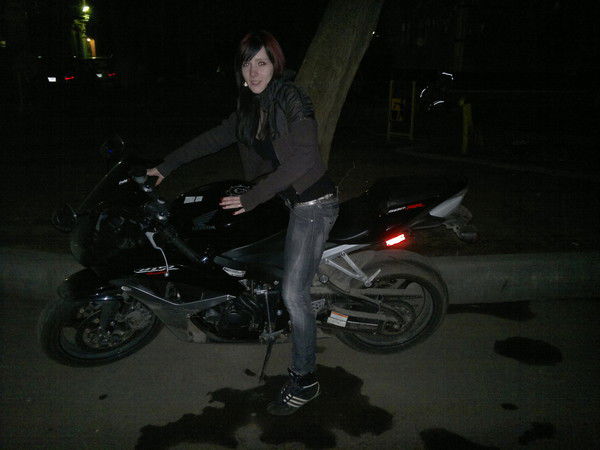 Неизвестно Неизвестно