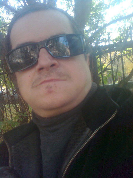 Владислав Леонтьев