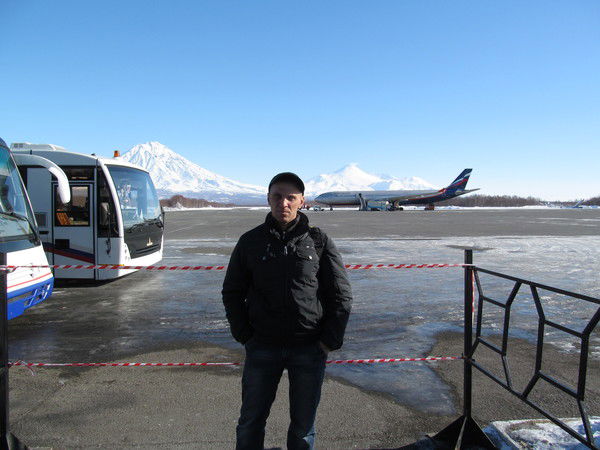 Макс Холодков