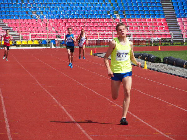 Максим Чермянинов