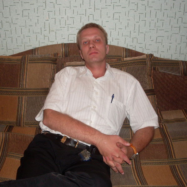 Виталий Толстов