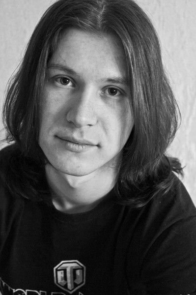 Антон Бушаев