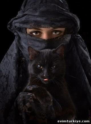 Эля Казибекова