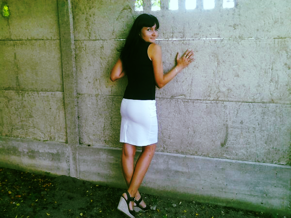 Eлена Буняк