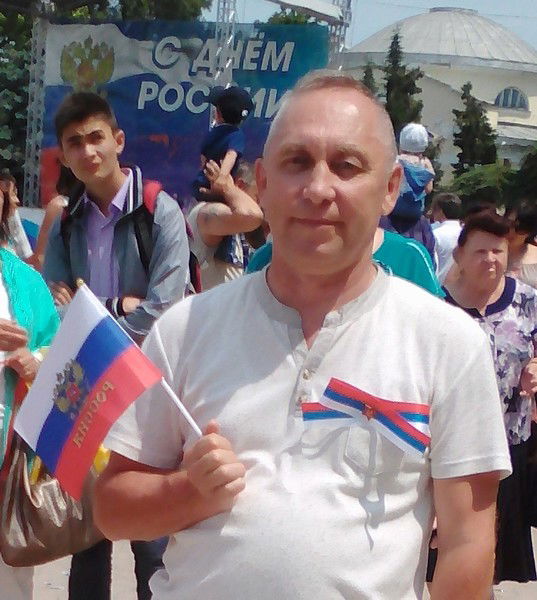 Александр Крутских