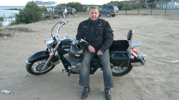 Максим Сухарев