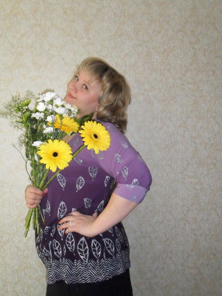 Анна Захарова