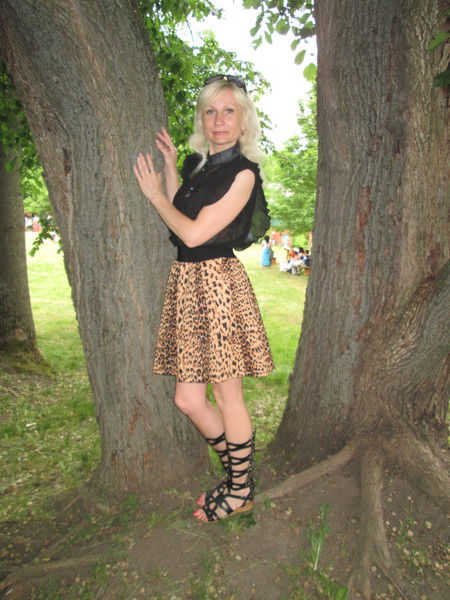 Наташа Тихненко