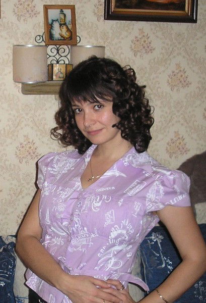 Юля Толоконцева