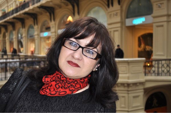 Лариса Добрикова