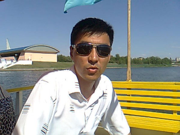 Рустам Мукашев